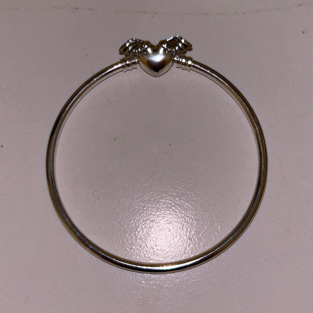 pandora bracelet